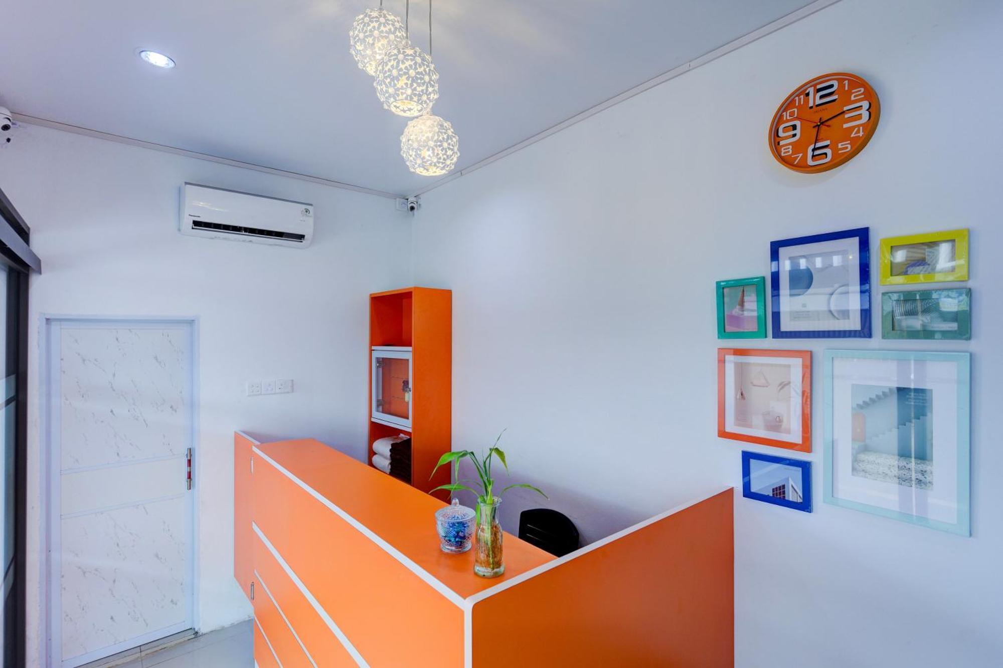 Super Oyo Capital O 93076 Batam Backpacker Guesthouse 2 Pembunuh Exterior photo